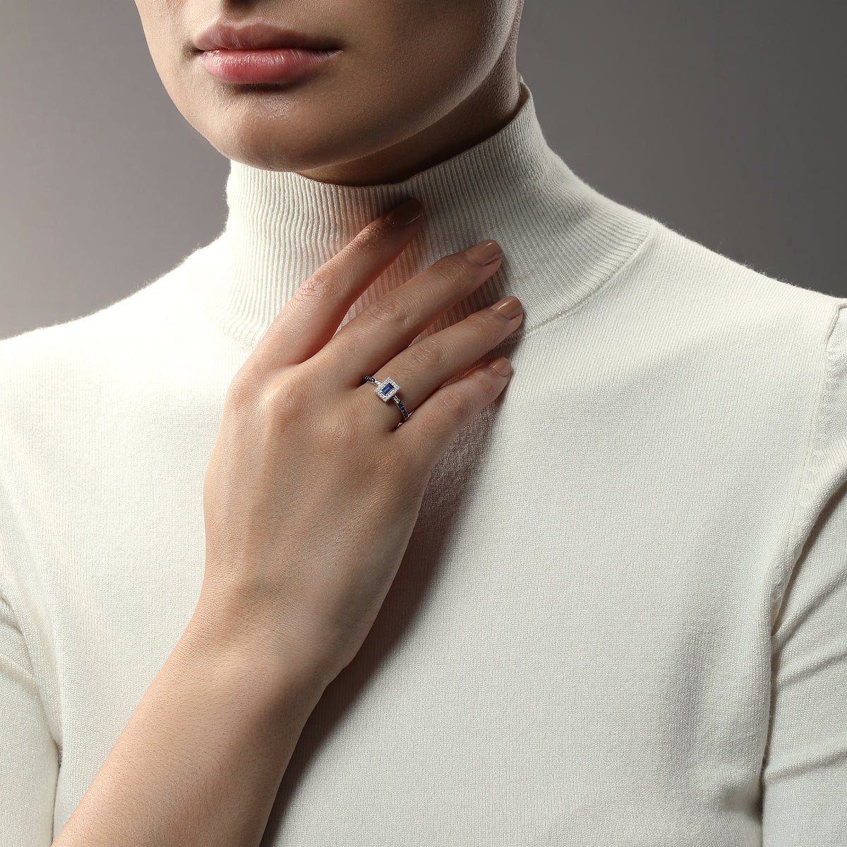 Star Wars™ R2D2 White Diamond Women's Ring 1/10 CTTW Star Wars™ Fine