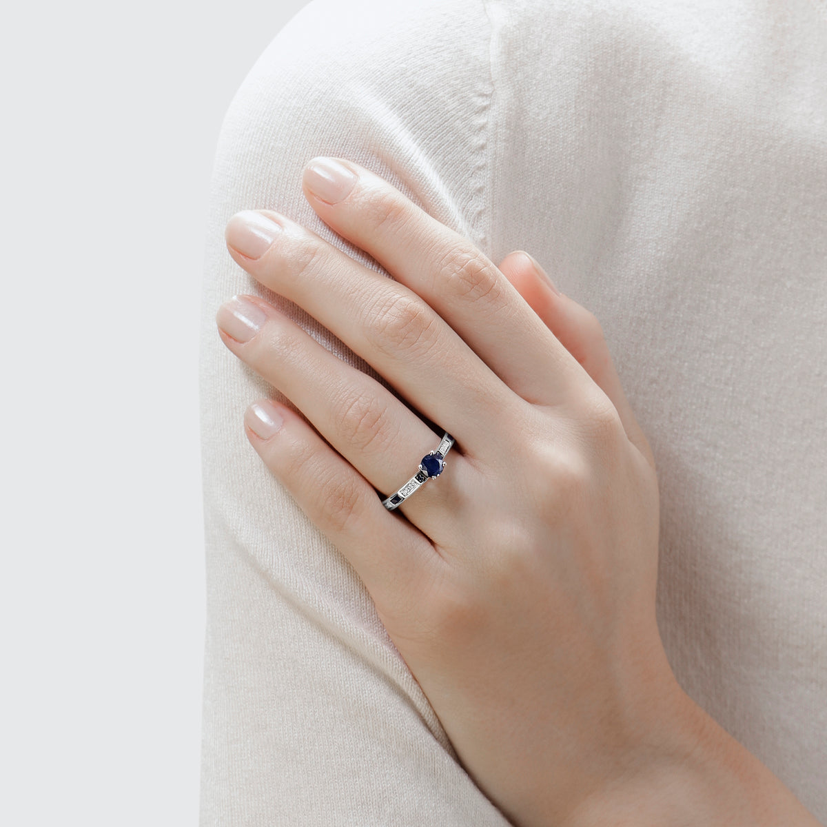 Melania Trump's 10-Year Anniversary Diamond Ring | POPSUGAR Fashion